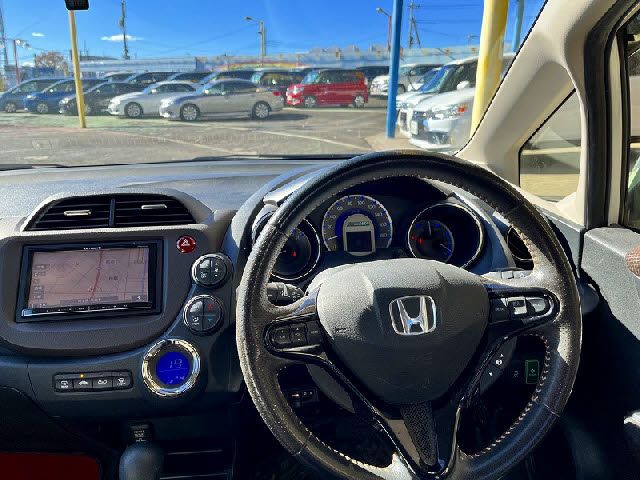 HONDA FIT SHUTTLE HYBRID 2012