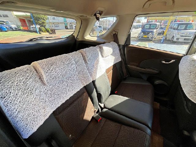 HONDA FIT SHUTTLE HYBRID 2012