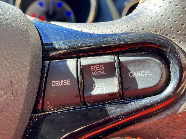 HONDA FIT SHUTTLE HYBRID 2012