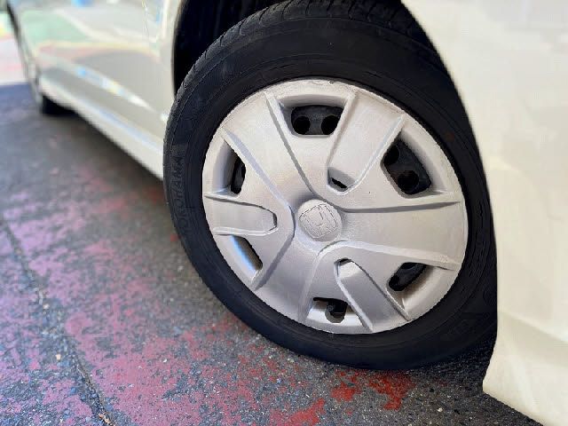 HONDA FIT SHUTTLE HYBRID 2012