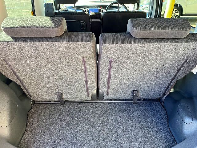 DAIHATSU TANTO CUSTOM 2011