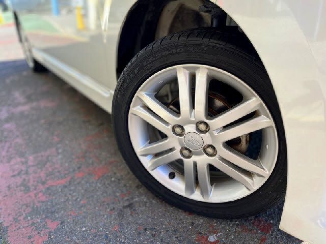 DAIHATSU TANTO CUSTOM 2011