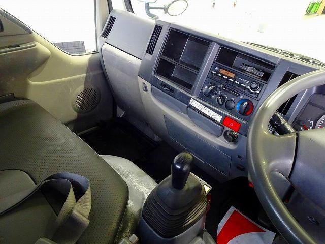 ISUZU ELF 2011