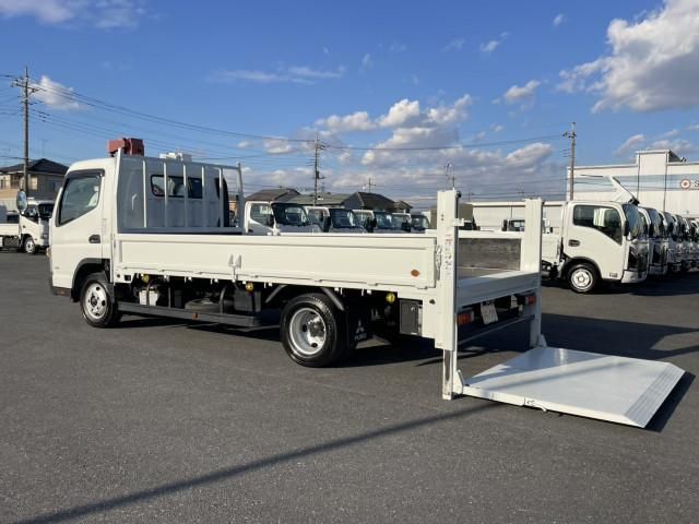 MITSUBISHI CANTER 2016