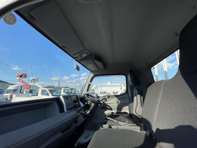 MITSUBISHI CANTER 2016