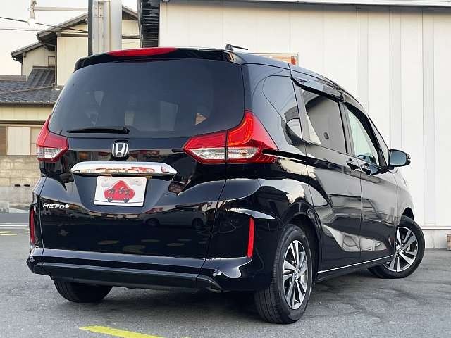HONDA FREED 2023