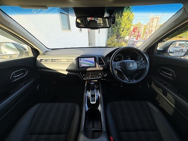 HONDA VEZEL HYBRID 2016