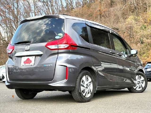 HONDA FREED HYBRID 2017