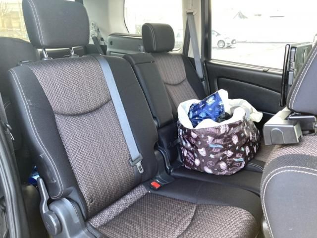 NISSAN SERENA  WG 4WD 2014