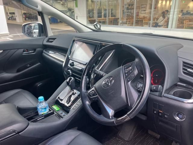 TOYOTA ALPHARD 2021