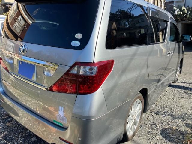 TOYOTA ALPHARD 2008