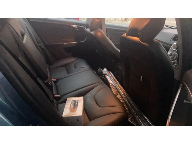 VOLVO VOLVO V60 2014