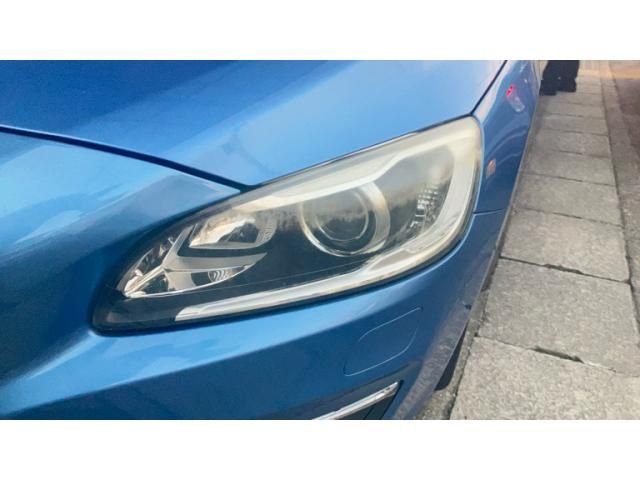 VOLVO VOLVO V60 2014