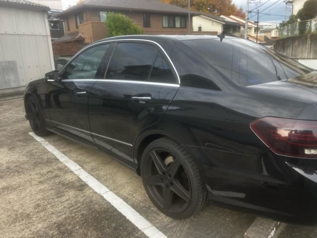 MERCEDES BENZ MERCEDES BENZ E class sedan 2009