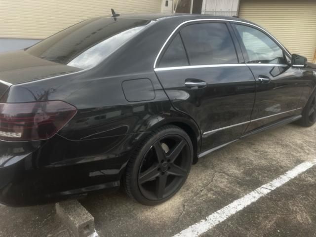 MERCEDES BENZ MERCEDES BENZ E class sedan 2009