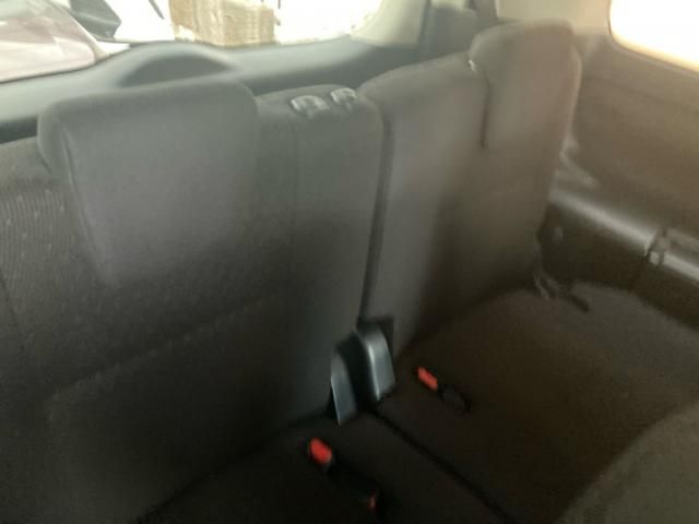 TOYOTA NOAH HYBRID 2014