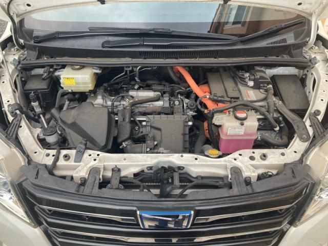 TOYOTA NOAH HYBRID 2014