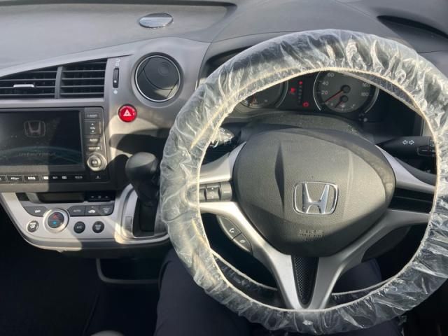 HONDA STREAM 2010