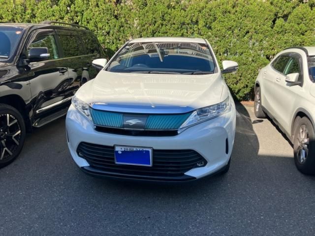 TOYOTA HARRIER 2WD 2019