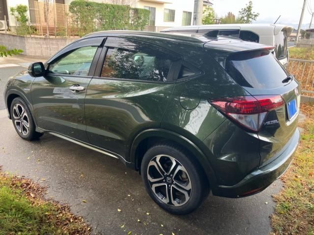 HONDA VEZEL HYBRID 2015