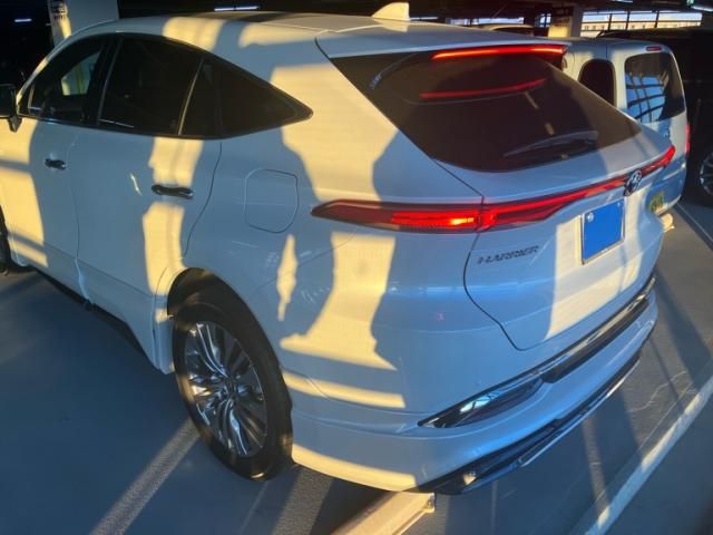 TOYOTA HARRIER 2WD 2025