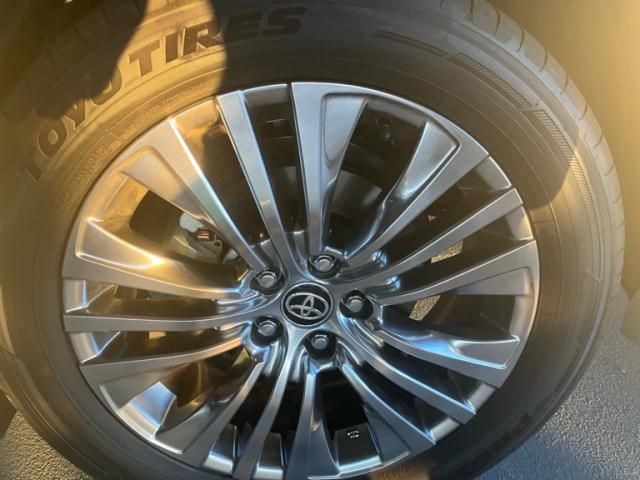 TOYOTA HARRIER 2WD 2025