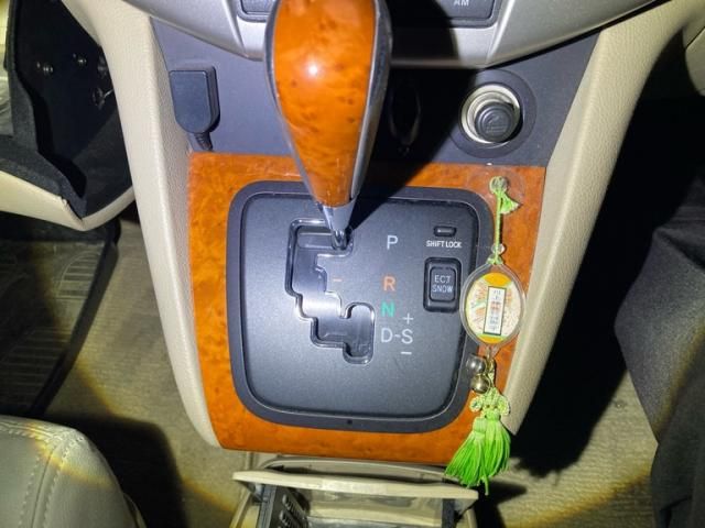 TOYOTA HARRIER 4WD 2005