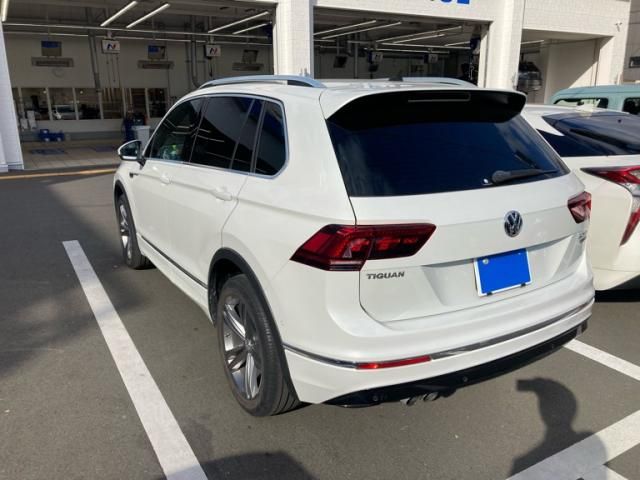 VOLKSWAGEN VOLKSWAGEN TIGUAN 2019