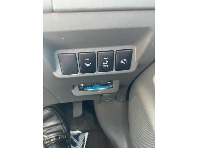 TOYOTA PRIUS Alpha 2014