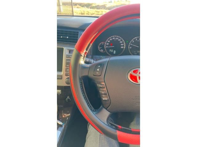 TOYOTA CROWN MAJESTA 2004