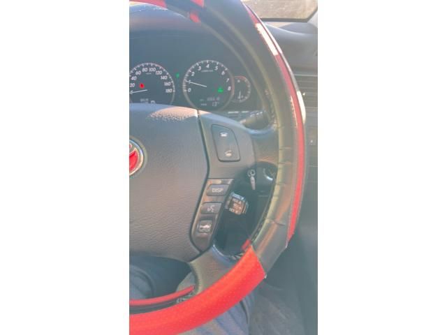 TOYOTA CROWN MAJESTA 2004