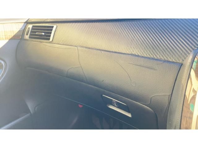 TOYOTA CROWN MAJESTA 2004