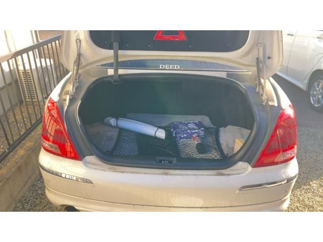 TOYOTA CROWN MAJESTA 2004