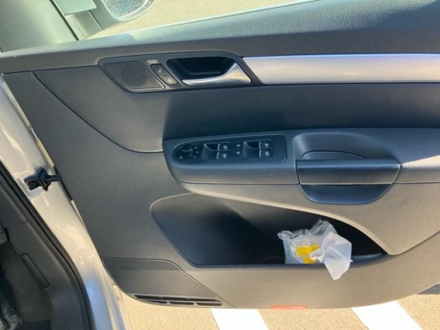 VOLKSWAGEN VOLKSWAGEN SHARAN 2013