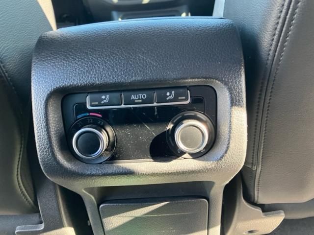 VOLKSWAGEN VOLKSWAGEN SHARAN 2013