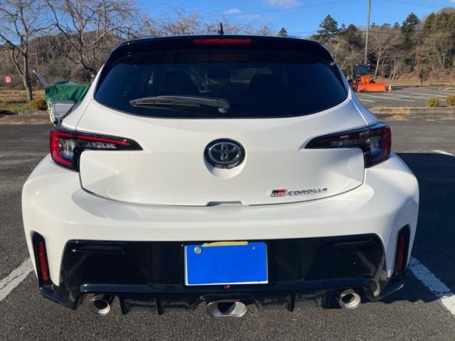 TOYOTA GR COROLLA 2024