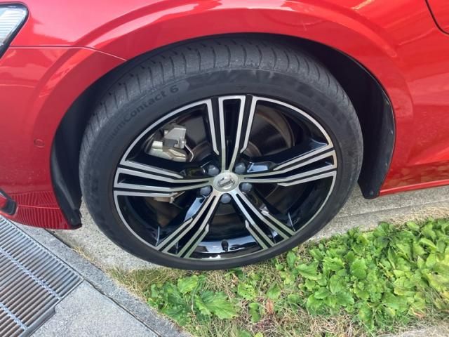 VOLVO VOLVO V60 2019