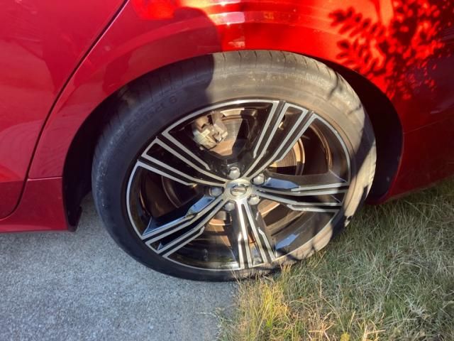 VOLVO VOLVO V60 2019