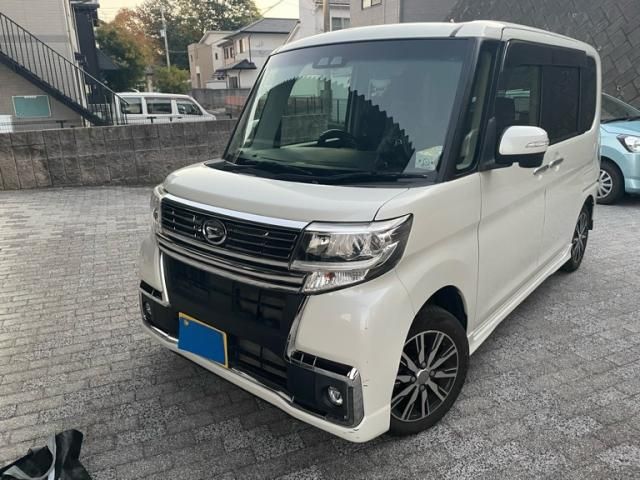 DAIHATSU TANTO CUSTOM 2017