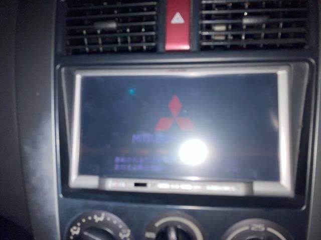 MITSUBISHI COLT 2011