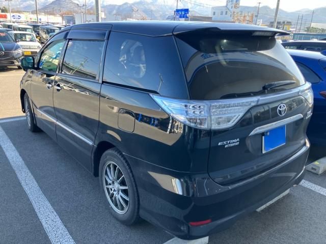 TOYOTA ESTIMA HYBRID 4WD 2010