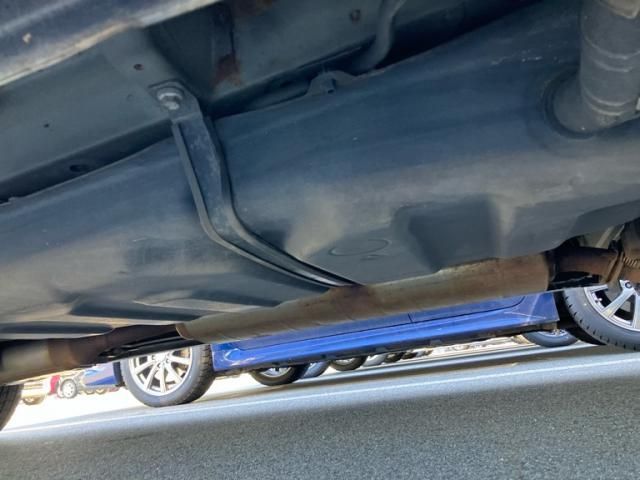 TOYOTA ESTIMA HYBRID 4WD 2010