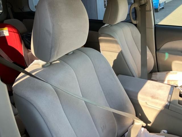 TOYOTA ESTIMA HYBRID 4WD 2010