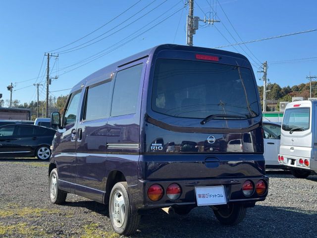 NISSAN CLIPPER RIO 2010