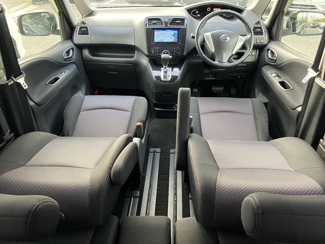 NISSAN SERENA  S-HYBRID 2014