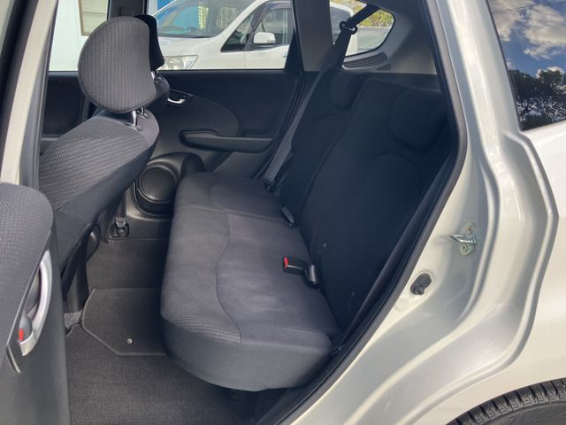 HONDA FIT HYBRID 2011