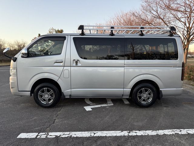 TOYOTA HIACE van 4WD 2007