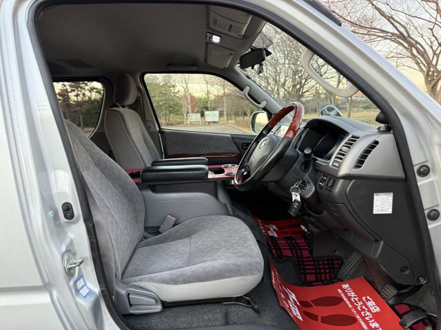 TOYOTA HIACE van 4WD 2007