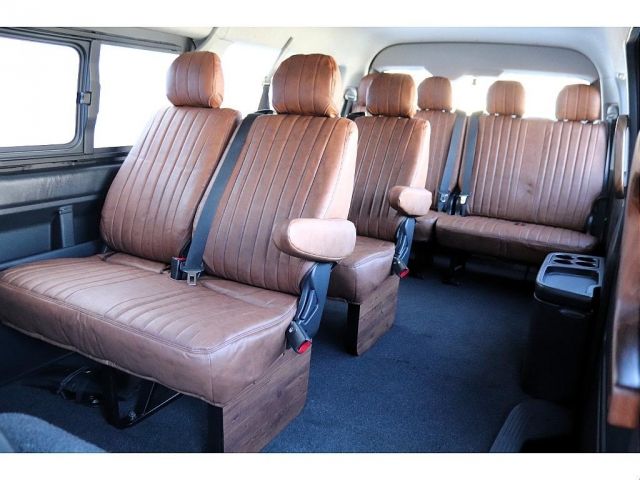 TOYOTA HIACE wagon 4WD 2022