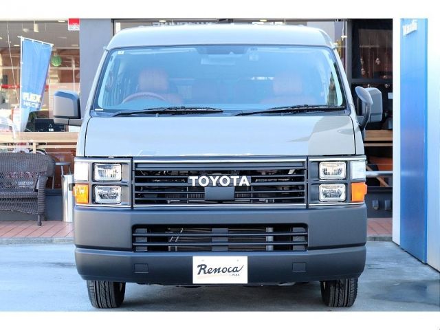 TOYOTA HIACE wagon 4WD 2022